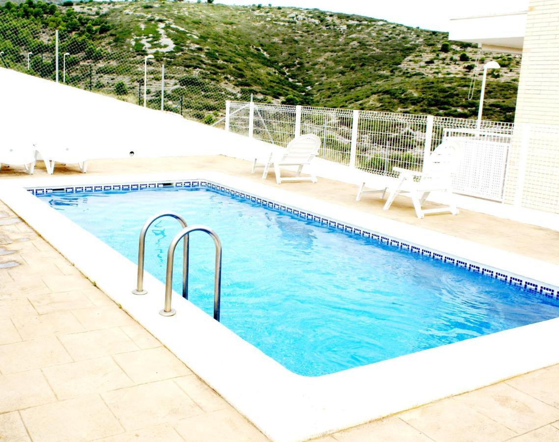 Adosado con fantásticas vistas al mar y piscina. Apartamento Peñíscola Exterior foto